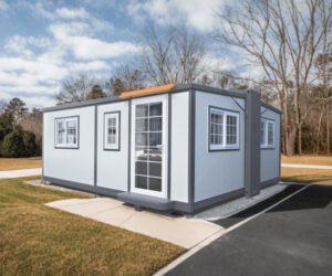 1 Tiny Home 15ft x 20ft Expandable Prebuilt Home