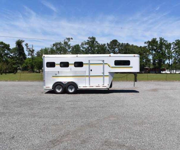 1 2006 Adam 7302 3 Horse Trailer