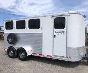 2010 Merhow 3 Horse Slant Load Bumper Pull