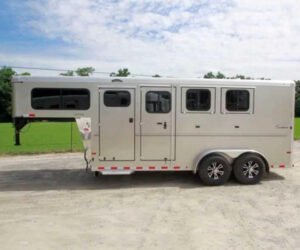 2016 Sundowner 3 Horse Gooseneck