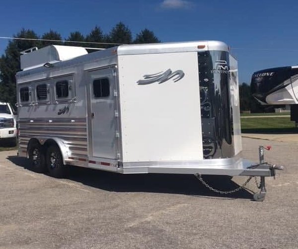 1 2018 Platinum Coach 3 Horse Bumper Pull