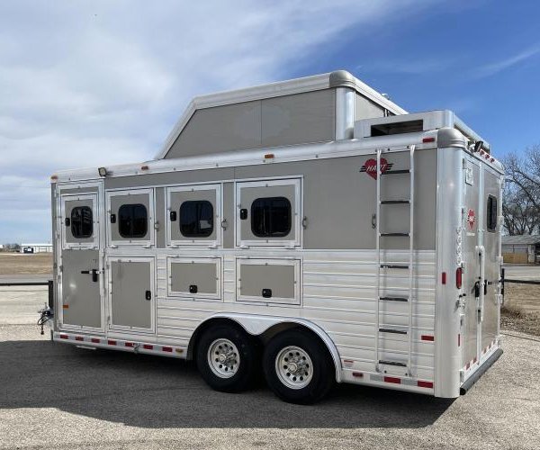 2016 Hart Ultimate 4H Bumper Pull