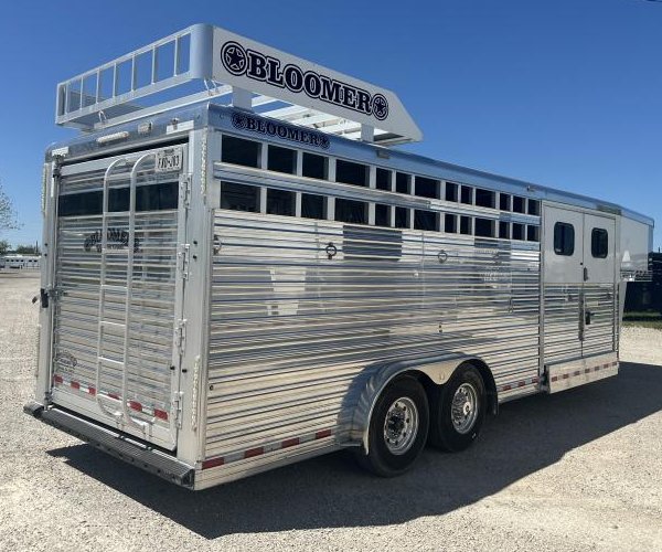 2020 Bloomer 4 Horse Stock Combo Trainer Tack Horse Trailer