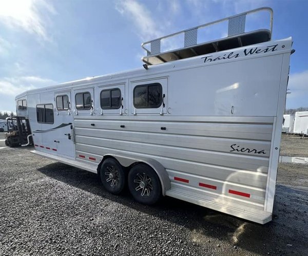2 2020 Trails West Sierra Gooseneck 4 Horse