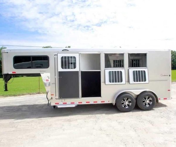 2 2016 Sundowner 3 Horse Gooseneck