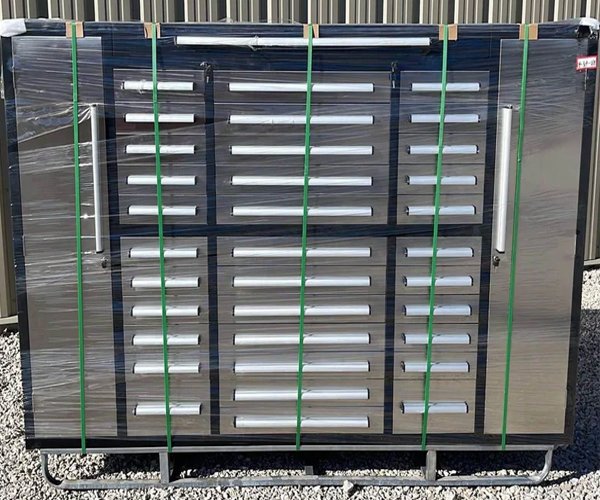 2 9ft Storage Cabinet 34 Drawers