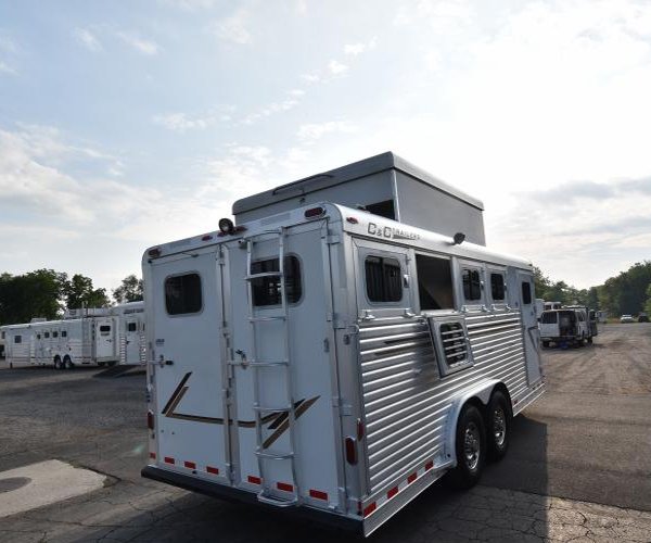 2008 C and C Trailers 4 Horse Bumper Horse Trailer