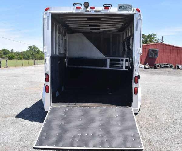 4 2006 Adam 7302 3 Horse Trailer